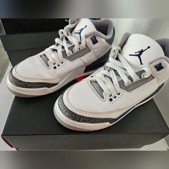 Air Jordan 3 Retro GS 6Y - Picture 9 of 10
